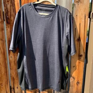 Speedo drifit shirt gray size XXL